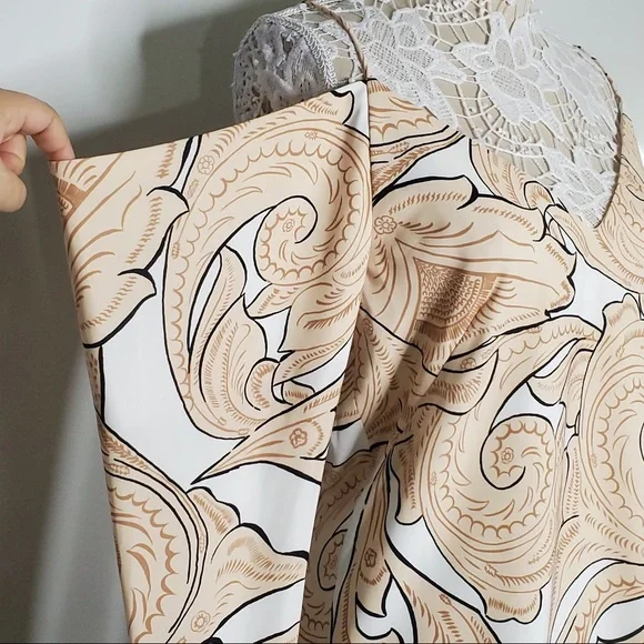 5/$25 C/Meo Collective Autonomy Top - Picture 3 of 10